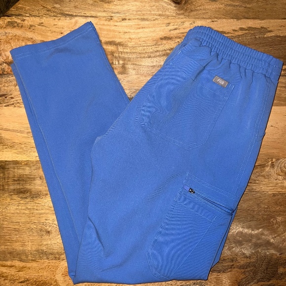 Figs Yola Skinny Scrub Pants - Picture 6 of 11